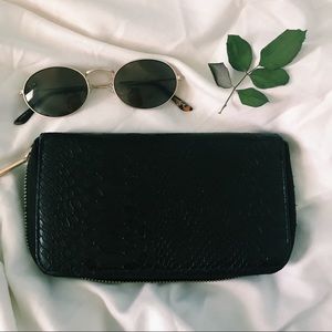 snake print black wallet